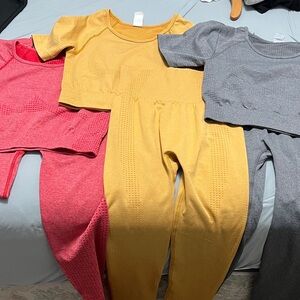 Stylish Women's Leggings Set - Yellow, Gray, and Red